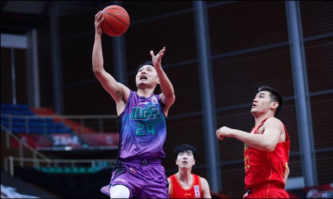 新疆vs吉林男篮直播，一场冰火两重天的CBA对决，今晚谁主沉浮？